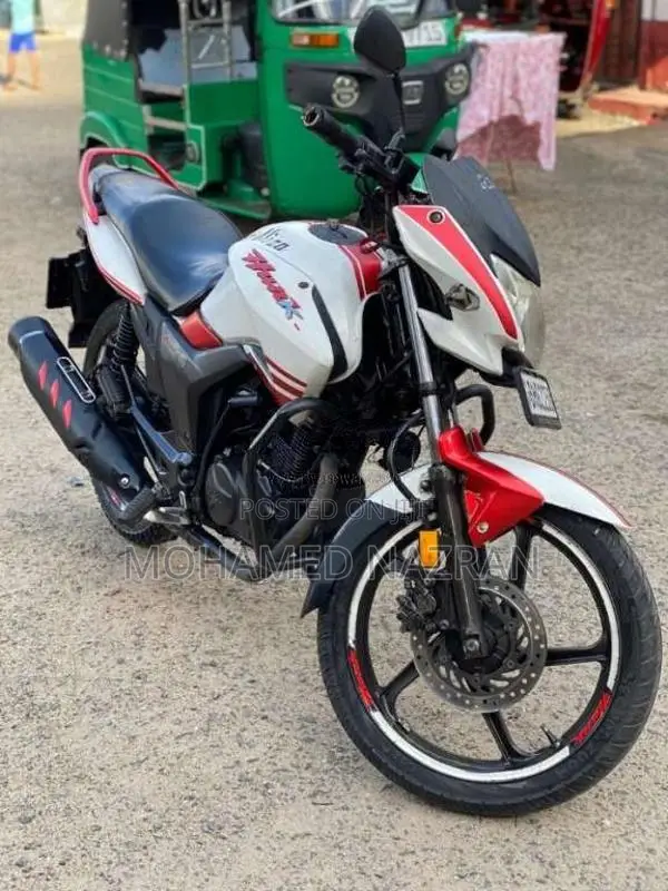 Hero Hunk 2018 Motorbike (Used)