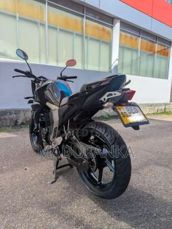 Yamaha FZ 2016 Motorbike (Used)