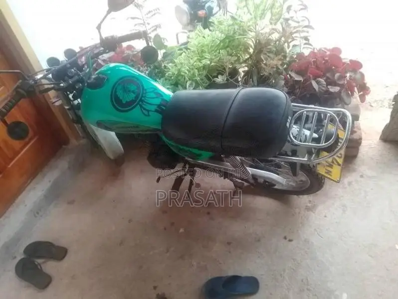 Loncin Loncin 2005 Motorbike Unregistered (Recondition)