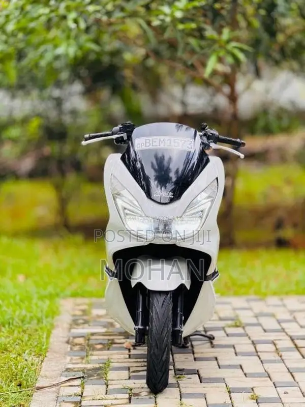 Honda PCX 2014 Motorbike (Used)