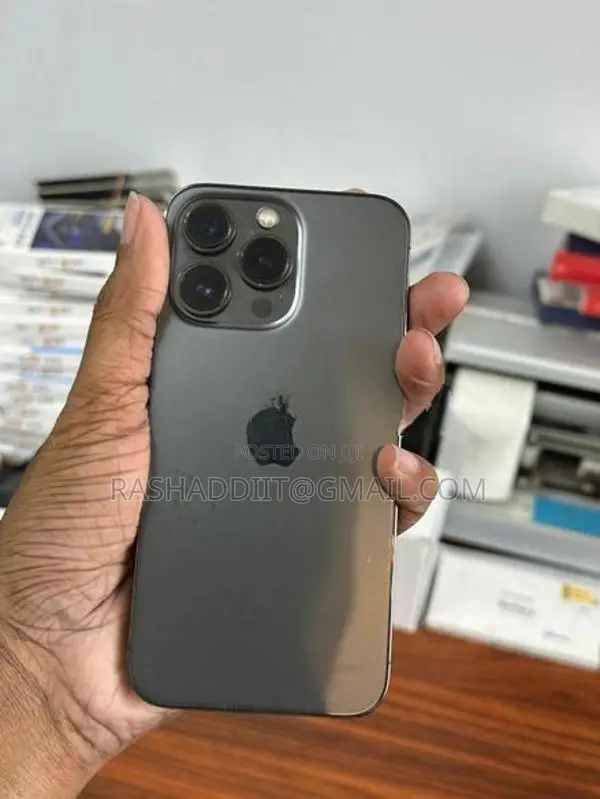 Apple iPhone 13 Pro (Used)