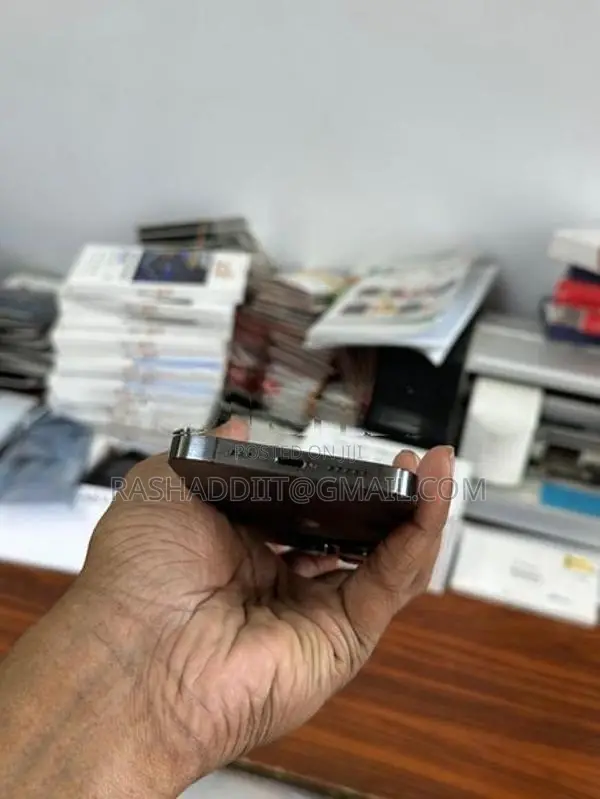 Apple iPhone 13 Pro (Used)