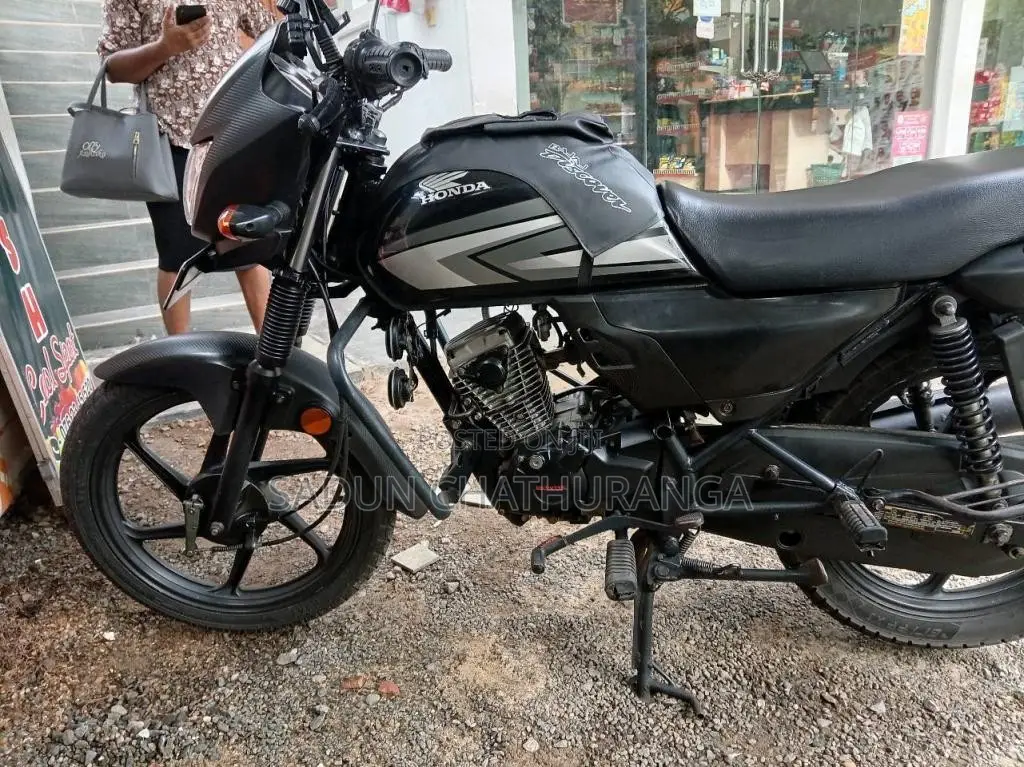 Honda Cd 110 2018 Motorbike (Used)