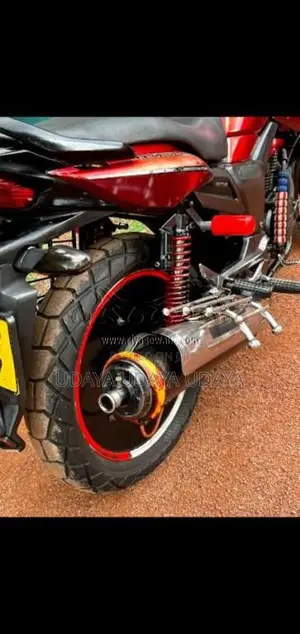 Hero-Honda Hunk 2009 Motorbike (Used)