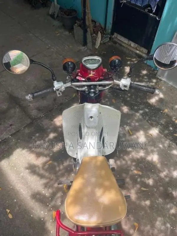 Honda MD 70 1993 Motorbike (Used)
