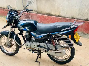 Bajaj CT-100 2016 Motorbike (Used)