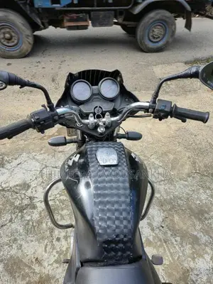 Bajaj Discover 2004 Motorbike (Used)