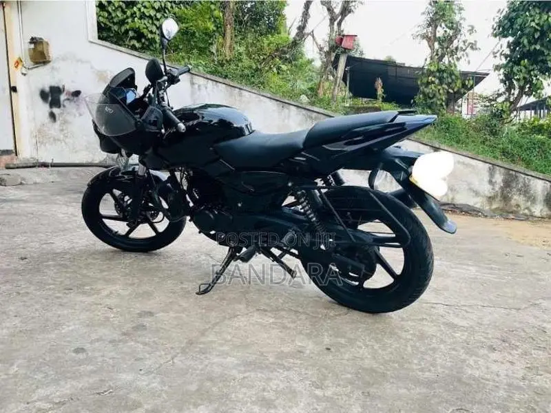 Bajaj Pulsar 2011 Motorbike (Used)