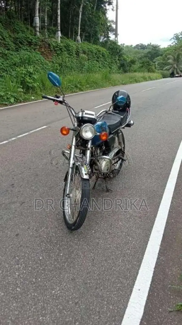 Suzuki AX100 1994 Motorbike (Used)
