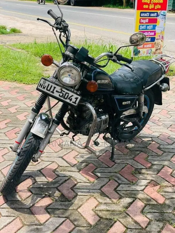 Suzuki GN125 2009 Motorbike (Used)