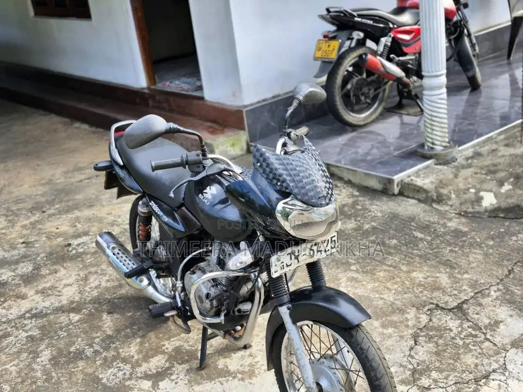 Bajaj Discover 2004 Motorbike (Used)