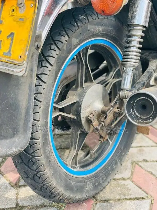 Suzuki GN125 2009 Motorbike (Used)