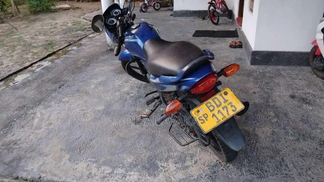 Bajaj Platina 2016 Motorbike (Used)