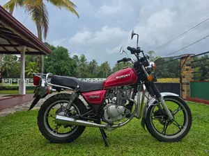 Suzuki GN125 2016 motorcycle (Used)