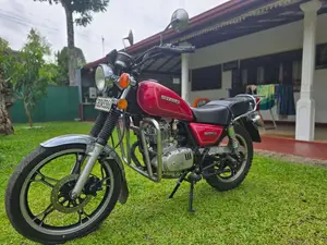 Suzuki GN125 2016 motorcycle (Used)