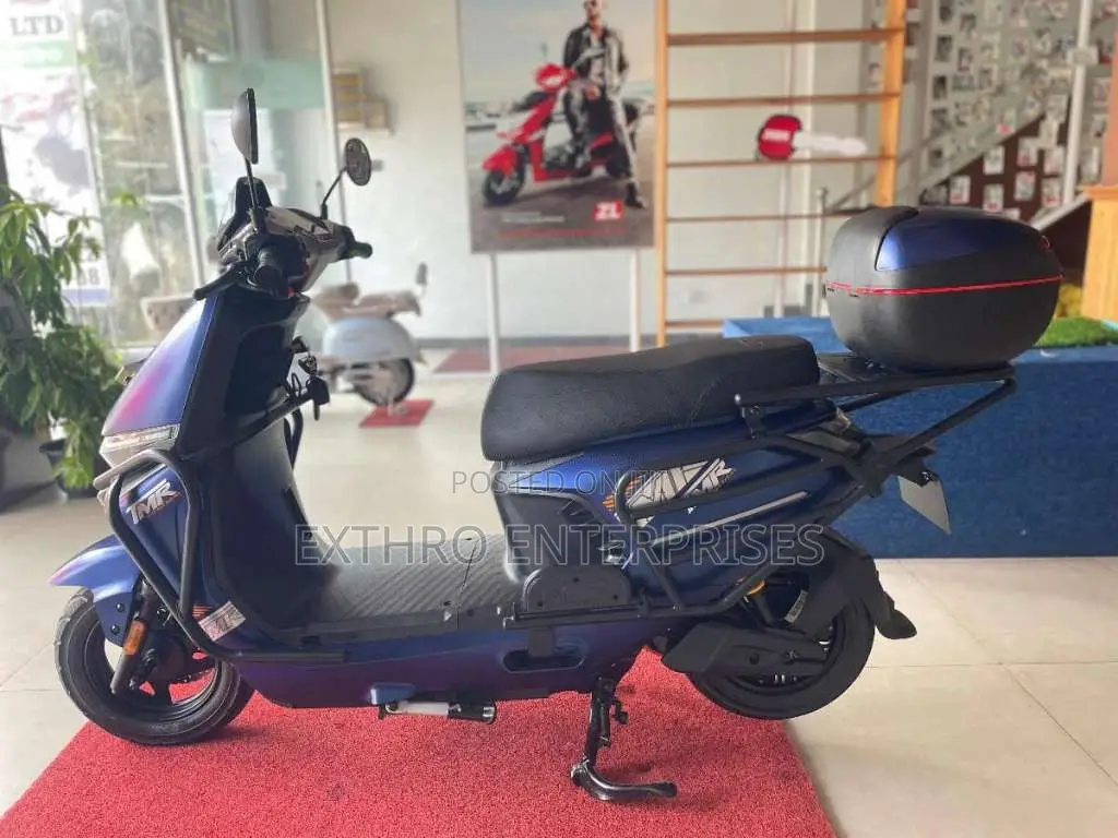 Other E N9 2025 Motorbike (Used)