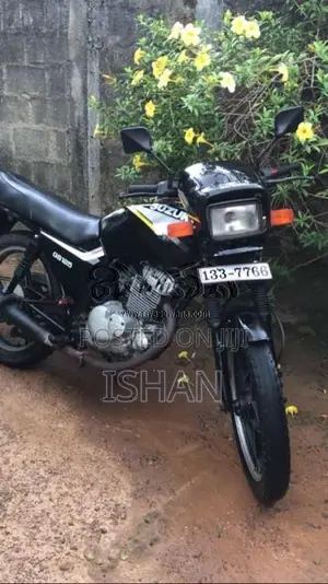 Suzuki GS125 1990 Motorbike (Used)
