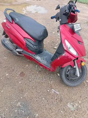 Hero Dash 2016 Motorbike (Used)