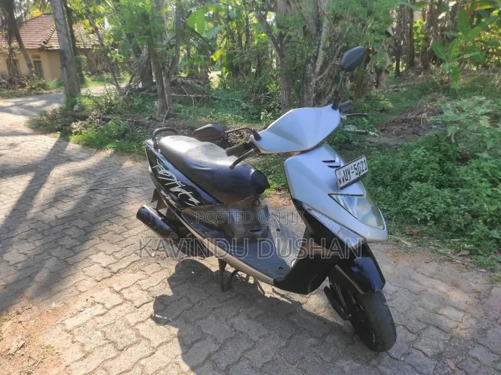 Honda Dio 2008 Motorbike (Used)