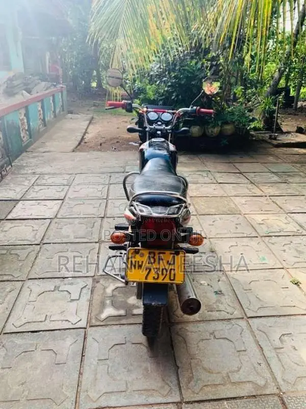 Bajaj CT-100 2018 Motorbike (Used)