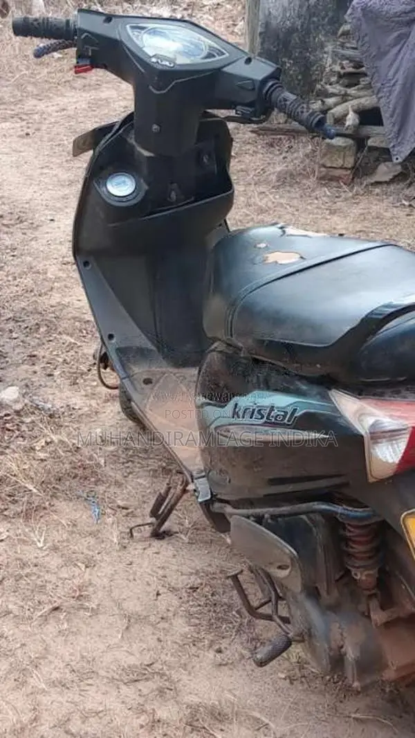 Bajaj Kristal 2014 Motorbike (Used)