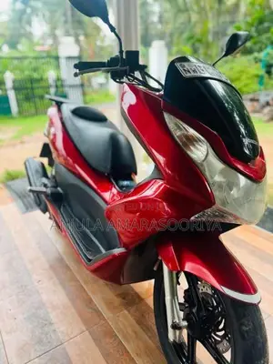 Honda Pcx 2016 Motorbike (Used)