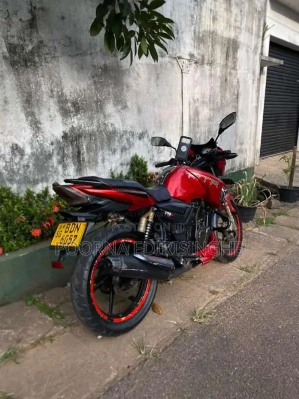 TVS Apache 2016 Motorbike (Used)