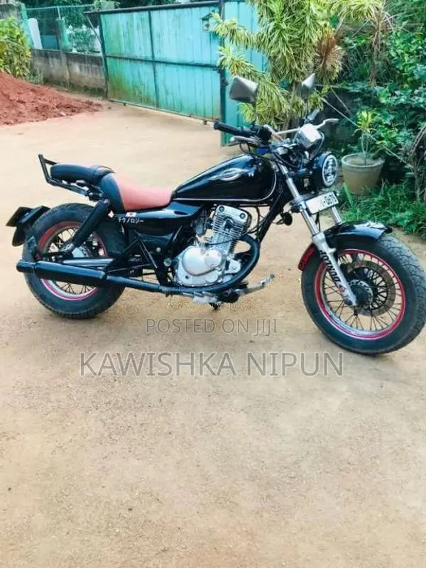 Suzuki GZ 125 2003 Motorbike (Used)