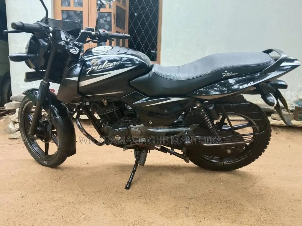 Bajaj Pulsar 150 2018 Motorbike (Used)