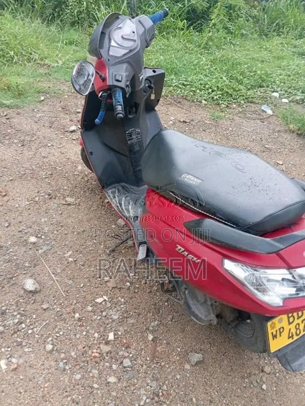 Hero Dash 2016 Motorbike (Used)