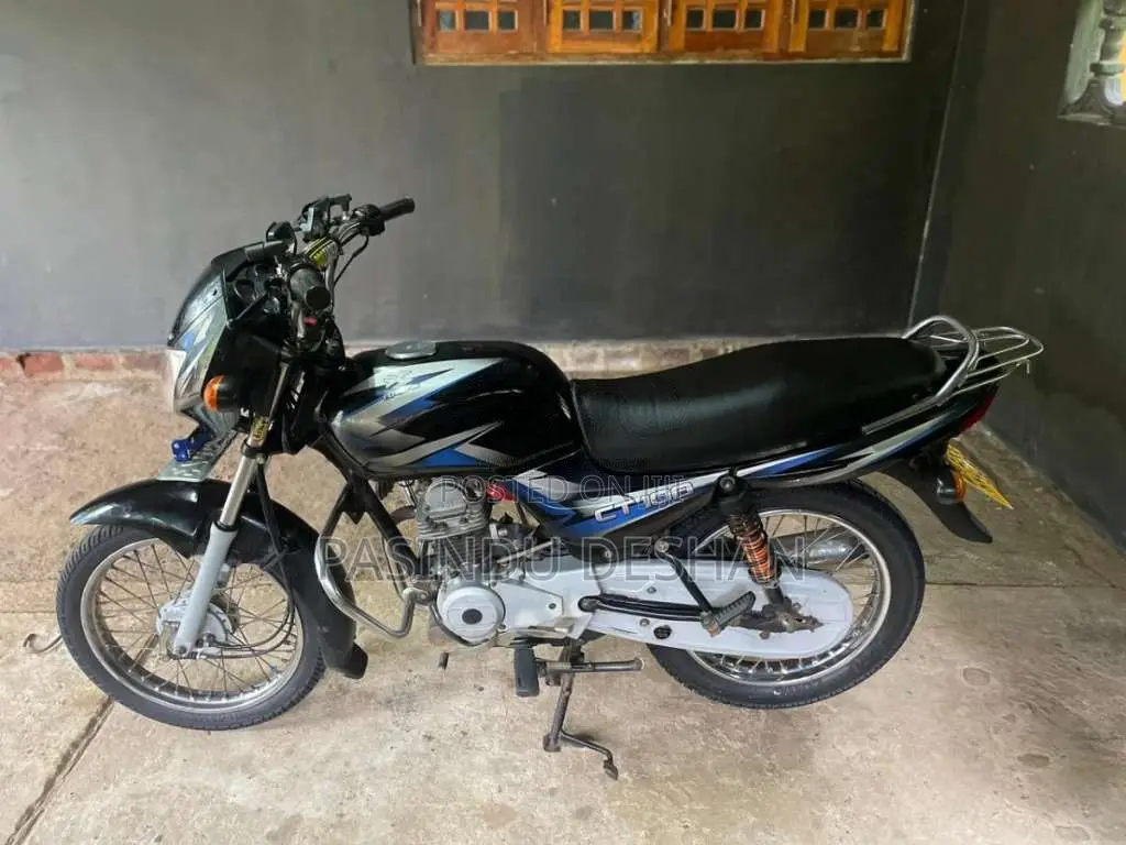 Bajaj CT-100 2016 Motorbike (Used)