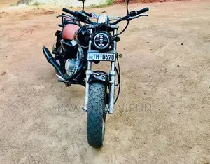 Suzuki GZ 125 2003 Motorbike (Used)