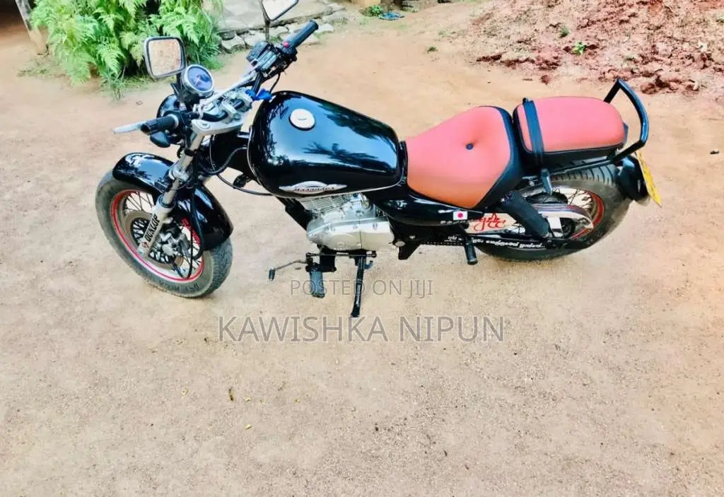 Suzuki GZ 125 2003 Motorbike (Used)