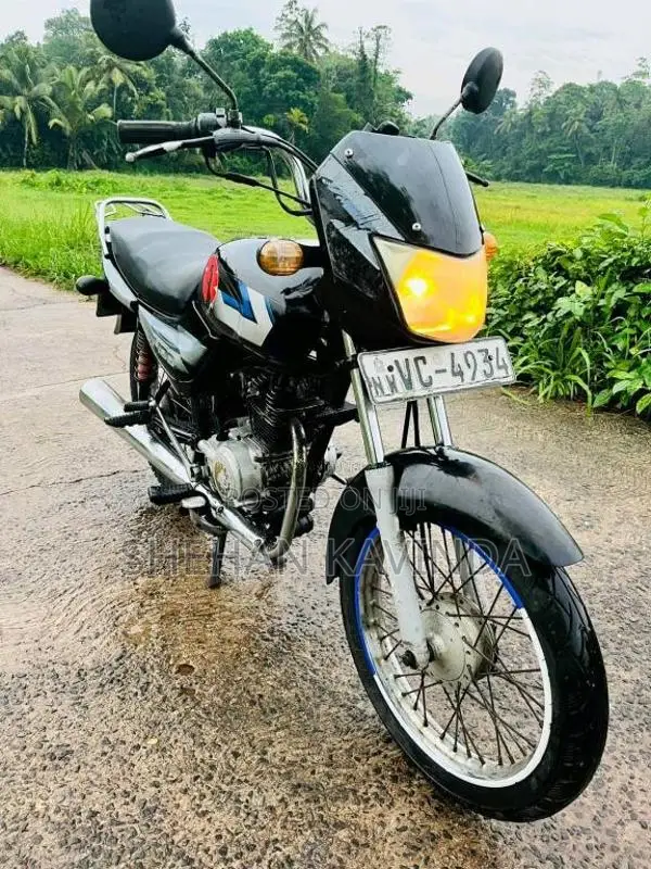 Bajaj CT-100 2010 Motorbike (Used)