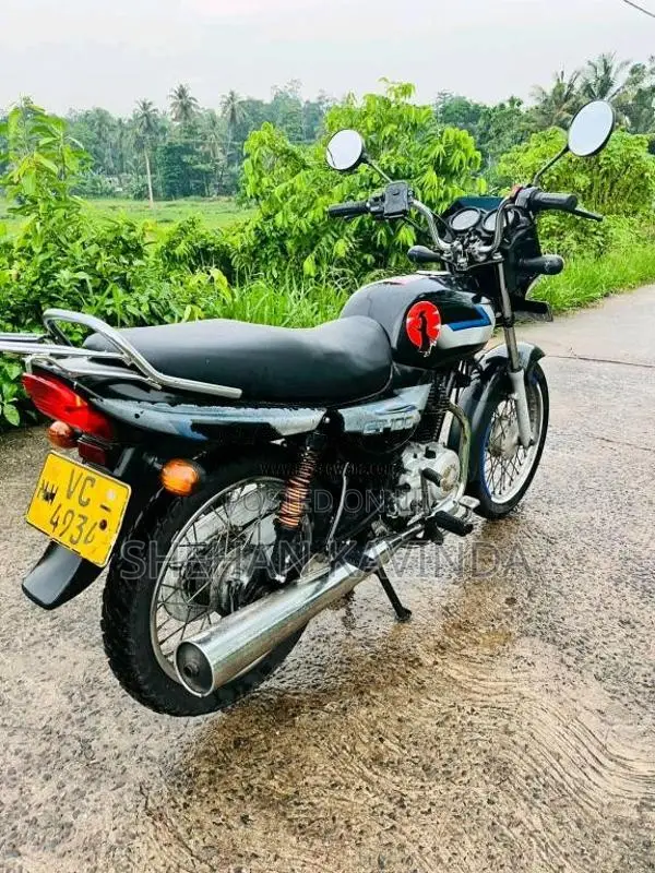 Bajaj CT-100 2010 Motorbike (Used)