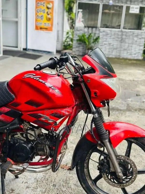 Hero-Honda Glamour 2010 Motorbike (Used)