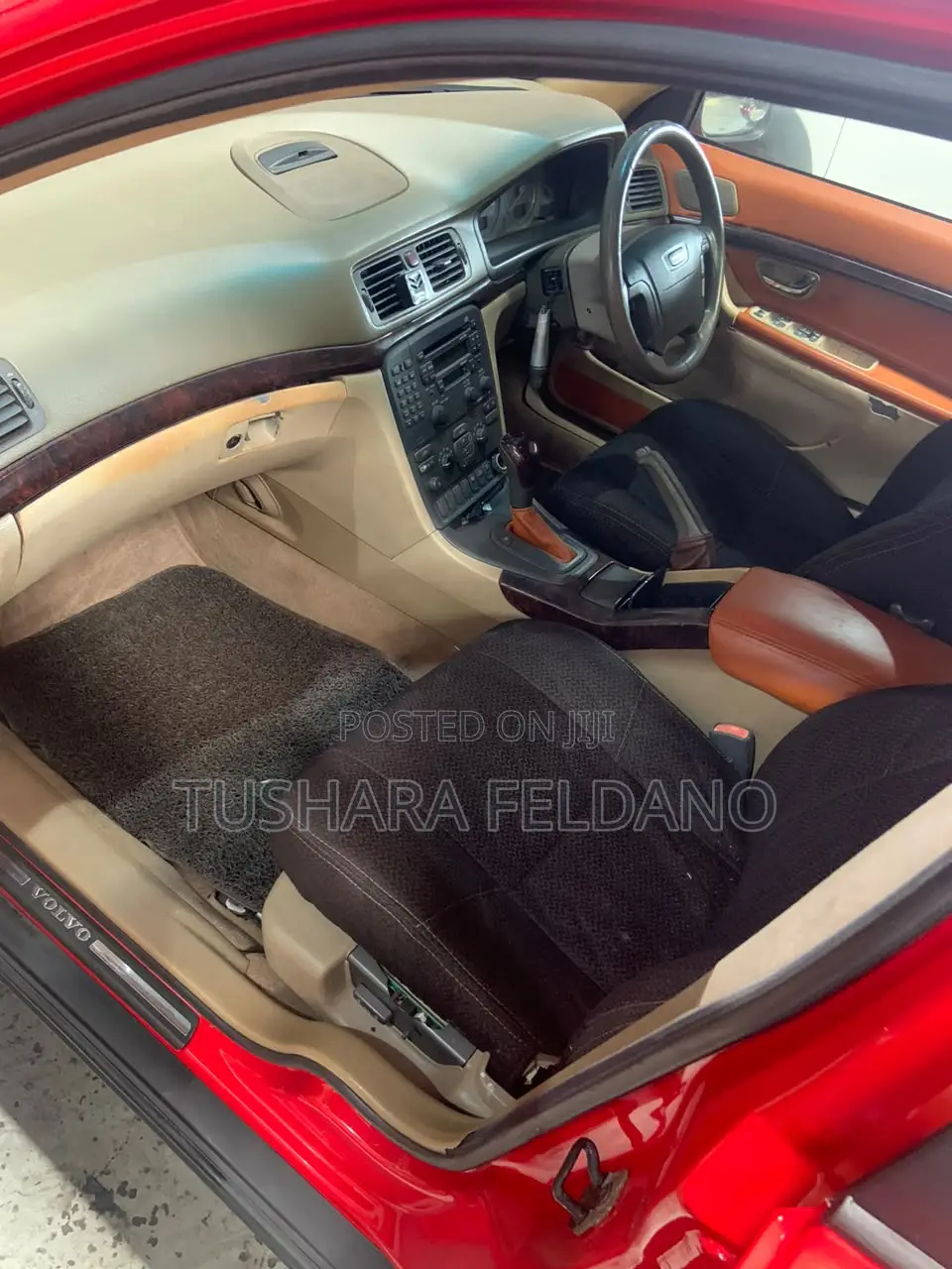 Volvo S80 2.4 T 2002 Red