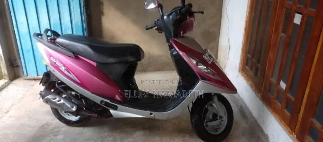 TVS Scooty Streak 2010 Motorbike (Used)