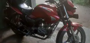 Hero-Honda Hunk 2011 Motorbike (Used)