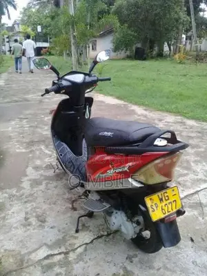 TVS Scooty Streak 2011 Motorbike (Used)