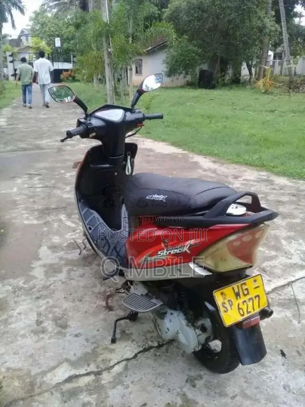 TVS Scooty Streak 2011 Motorbike (Used)