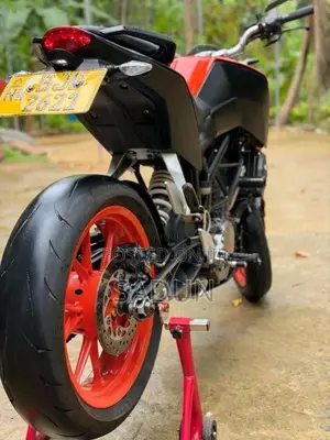 KTM Duke 200 Japan 2021 Motorbike (Used)