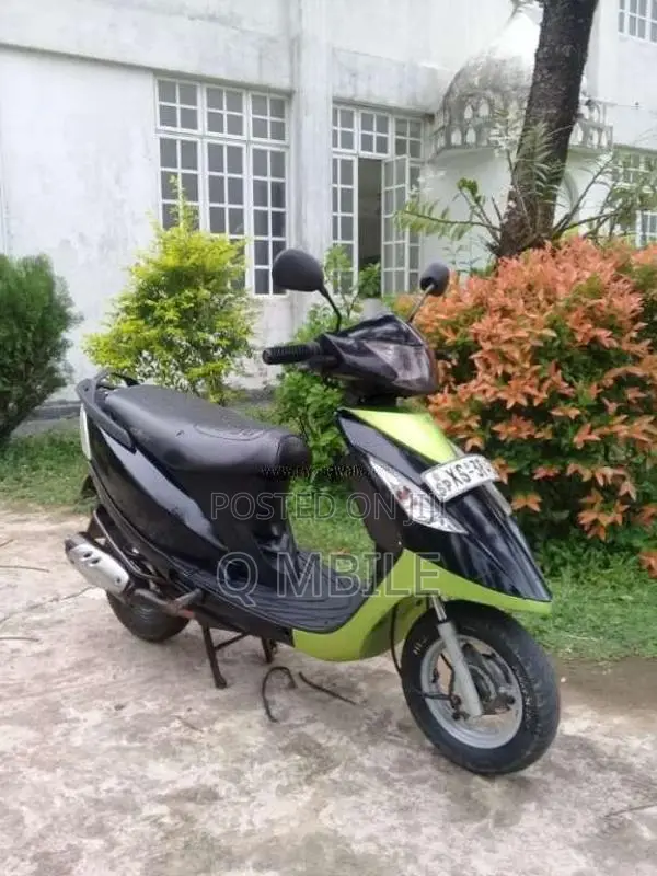 TVS Scooty Streak 2012 Motorbike (Used)