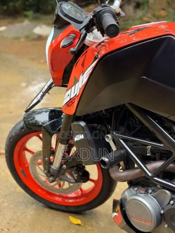 KTM Duke 200 Japan 2021 Motorbike (Used)