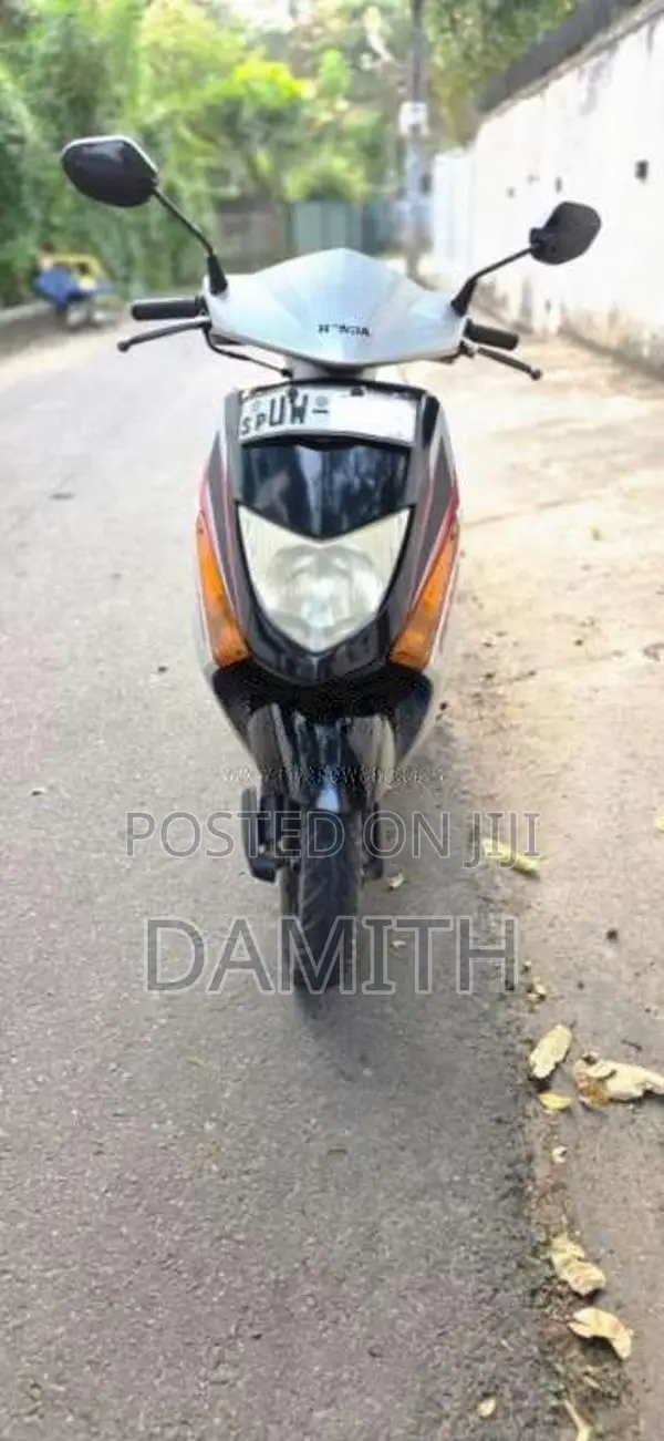 Honda Dio 2009 Motorbike (Used)