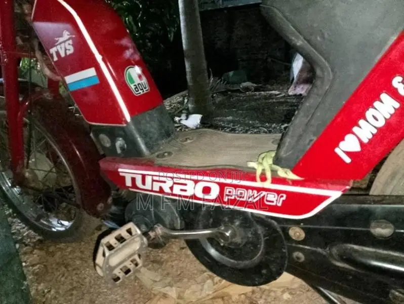 TVS Champ 2000 Motorbike (Used)