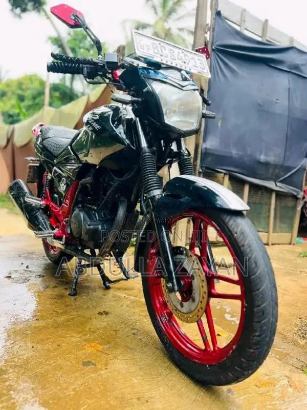Hero-Honda Xtreme 2015 Motorbike (Used)