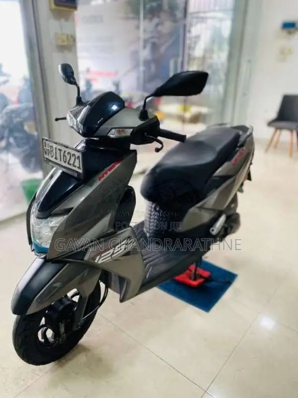 TVS Ntorq 2019 Motorbike (Used)