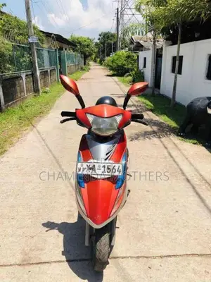 TVS Scooty Streak 2012 Motorbike (Used)