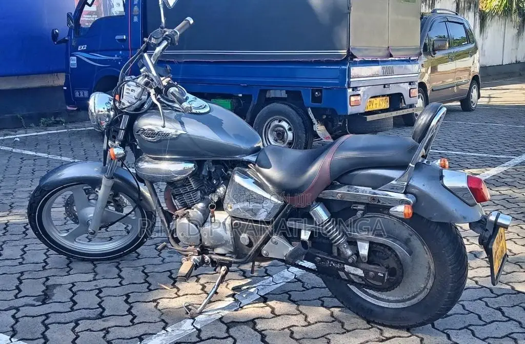 Honda SHADOW PHANTOM 200 2014 Motorbike (Used)
